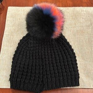 Kyikyi Dark blue knit with multicolored fox Pom Pom